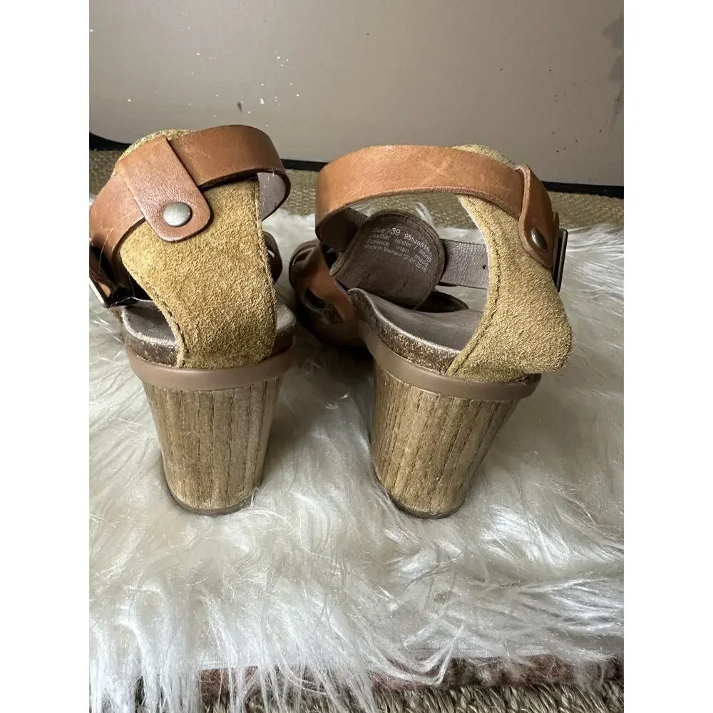 Dansko Dominique Heeled Cork Leather T Strap Sandals Women's Size EU39 Boho
